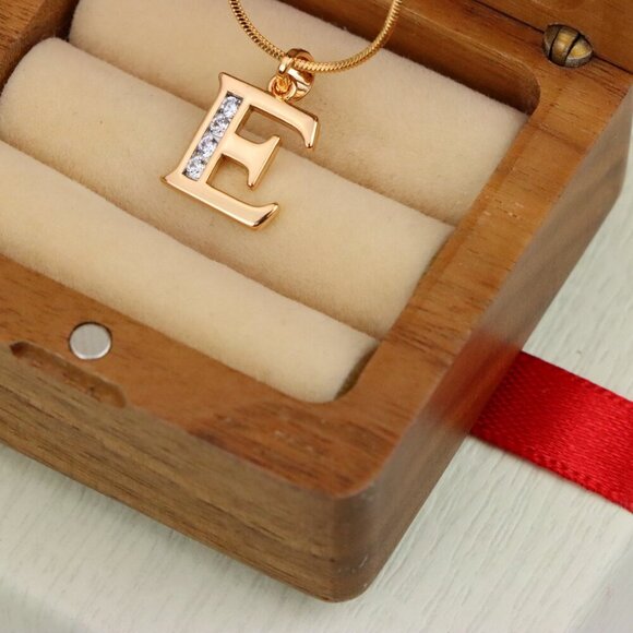 "Rose Gold Letter E Pendant with Crystals – 18K Gold Plated Charm, XPPT1354 - Picture 10 of 13